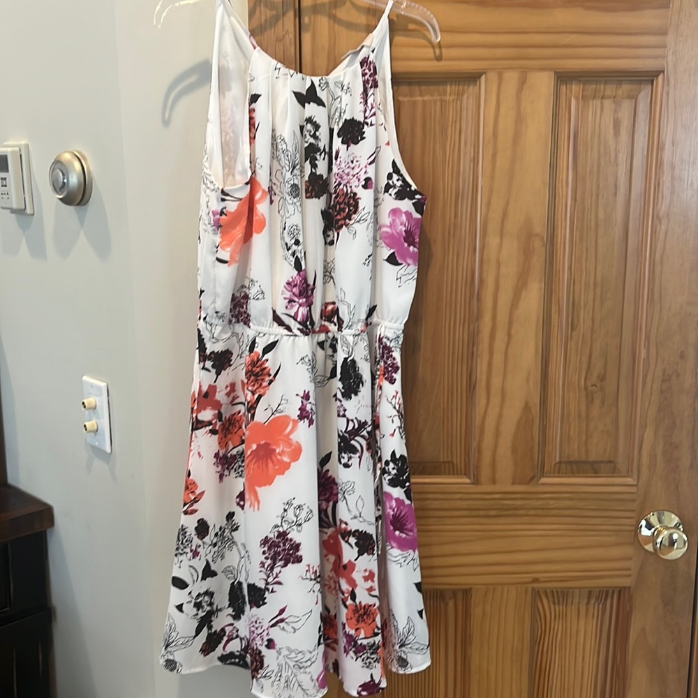 Pretty floral print Loft Dress